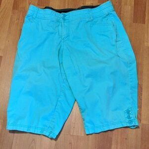 𝅺16 pedal pushers Capri lane Bryant see description elastic waist spandex